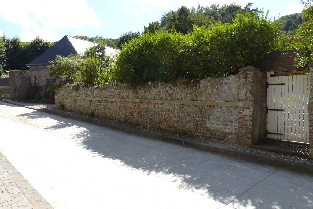 La Flore De Lys, Cottage Ideal Pour 2 Adultes Et 2 Enfants Saint-Jouin-Bruneval エクステリア 写真