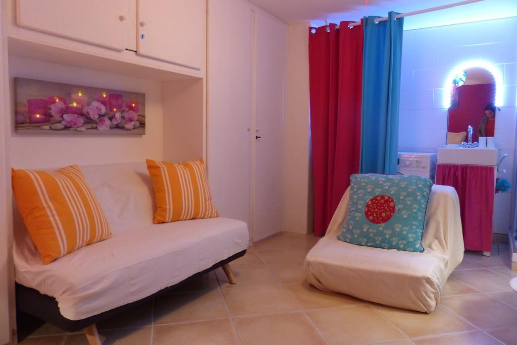 La Flore De Lys, Cottage Ideal Pour 2 Adultes Et 2 Enfants Saint-Jouin-Bruneval エクステリア 写真